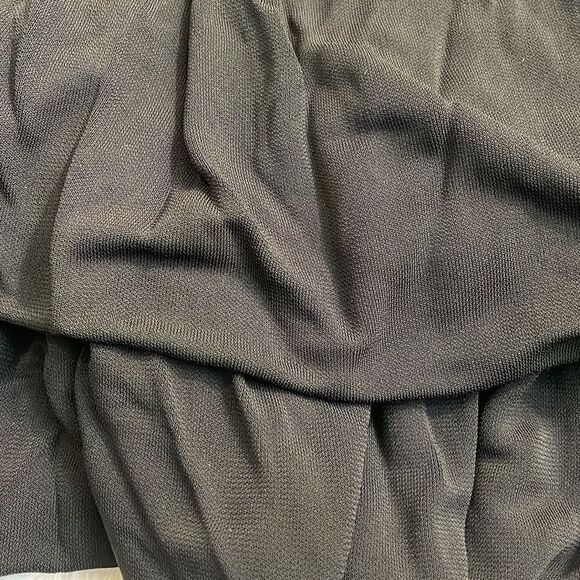 Fendi Black Mini Pleated Zip Closure Lined Bubble Hem Skirt - Picture 5 of 7